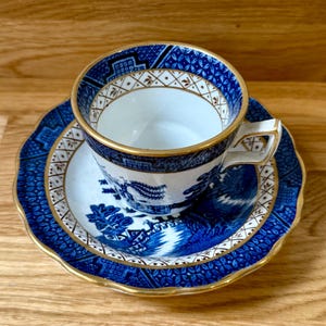 ECHTE OUDE WILG Blauwe en witte cabines demi-tasse theekop en schotel l gouden rand l vintage Engels porselein l koffie/espresso klein kopje