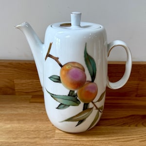 ROYAL WORCESTER EVESHAM Gold l Lidded Coffee Pot l Colourful fruits and foliage l Plums and Peaches on the main body