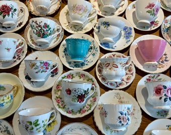 3/4/5 x PRETTY MISMATCHED VINTAGE Tea Cups and Saucers l Mix & Match l Vintage Wedding l Crafting l Tea Party