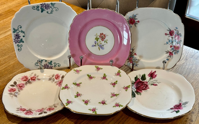 6/10 x PRETTY MISMATCHED VINTAGE Saucers or Tea / Side Plates l Mix & Match l Wedding l Crafting l Tea Party l Wall Display l Choose 6 or 10 zdjęcie 8