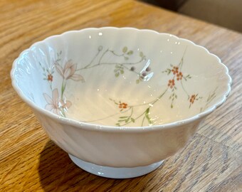 WEDGWOOD CAMPION Small Bowl l Vintage English l Small white bone china bowl featuring a delicate floral pattern with a swirl rim l 1990s