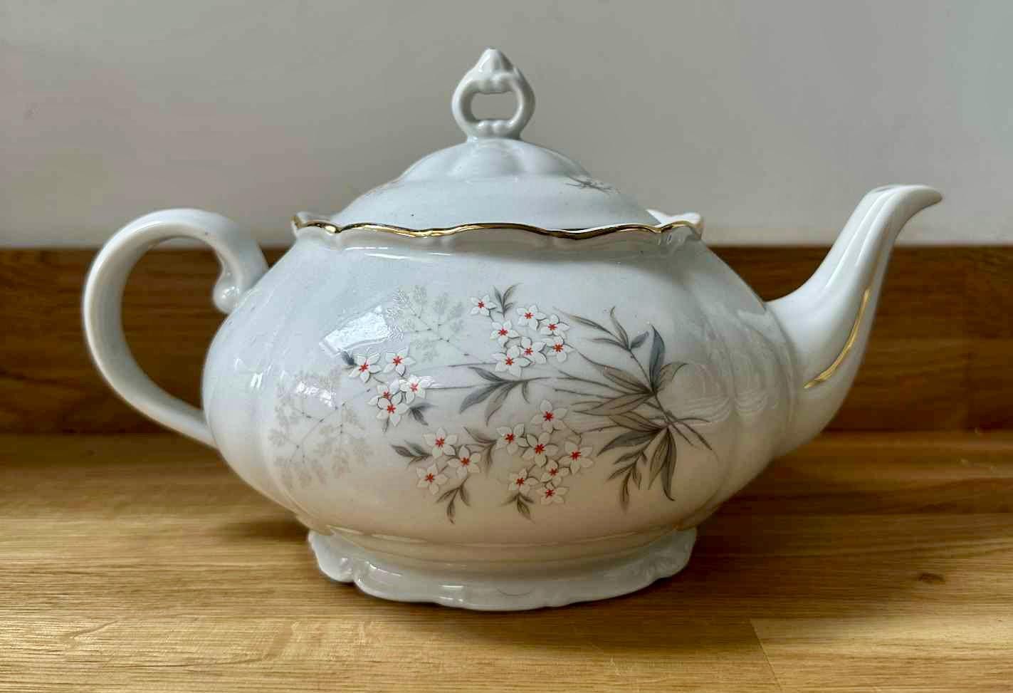 1792 Made in Czechoslovakia, Haas & Czjzek L Large Teapot L Orange