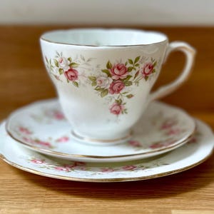 DUCHESS ‘JUNE BOUQUET’ l Vintage Teaset Cup, Saucer & Tea Plate l Fine Bone China l Gilded Gold Rim l 1960s l Priced per Trio