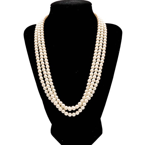 Vintage 1970's Three Strand Faux Pearl Necklace w… - image 2