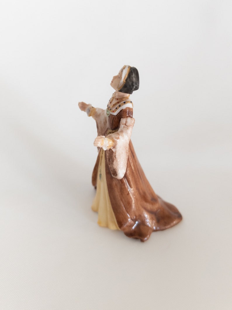 Franklin Mint Vintage 1983 Miniature Figurine Circa 1535 \u201cJane\u201d Ladies of Fashion