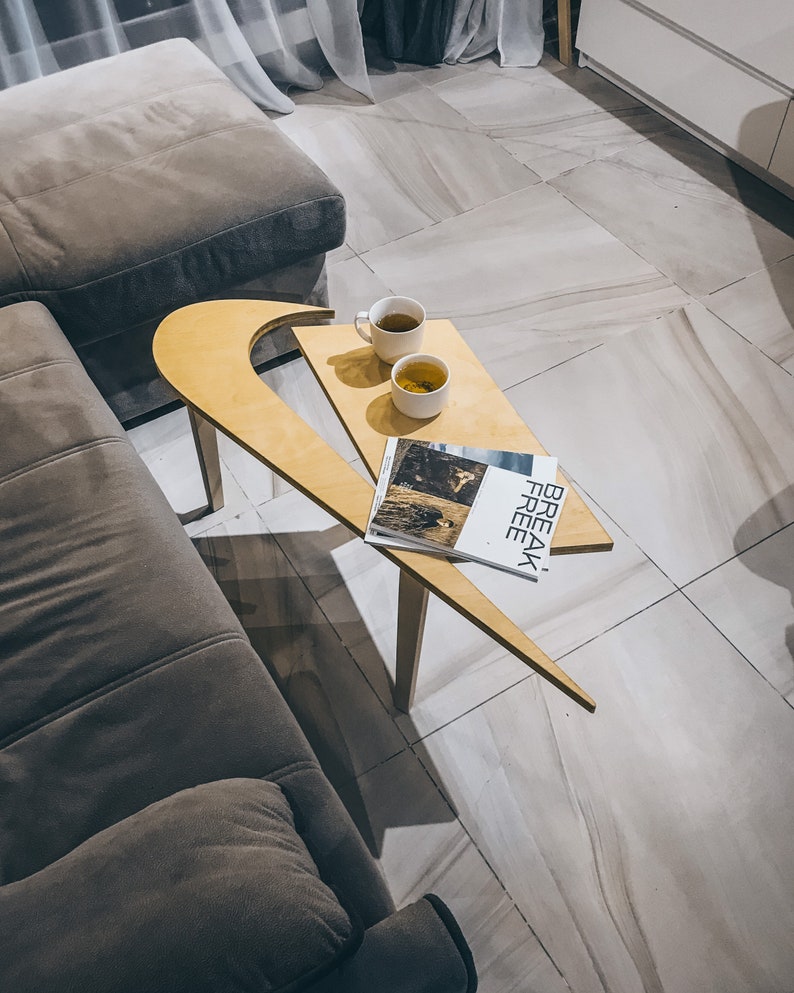 Nikea Nike Block Logo Minimalistic Coffee & Display Table Etsy