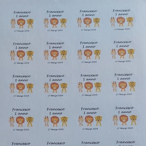 24 Etichette tonde adesive personalizzate tema Savana animaletti giungla compleanno battesimo nascita. Possibilità bustine e lecca lecca