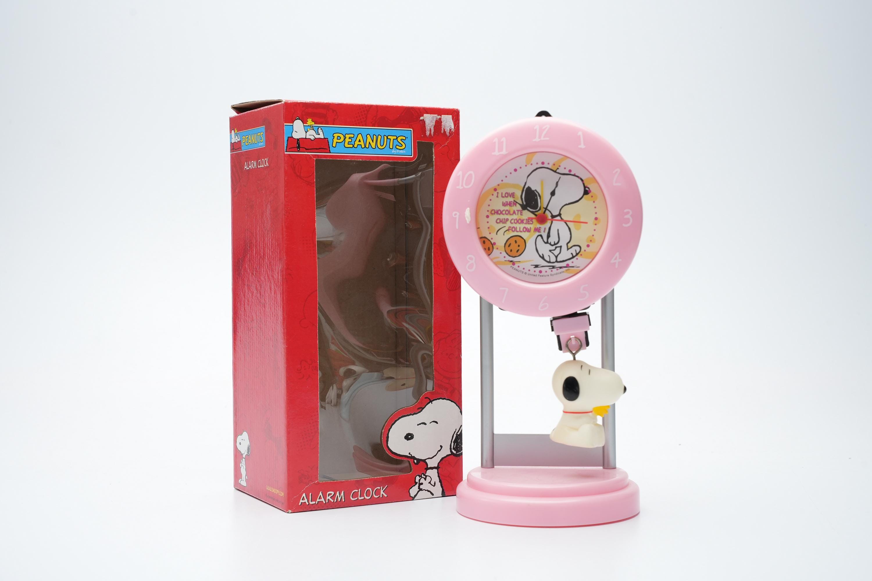 Vintage Peanuts Snoopy Alarm Clock – Pink Table Clock with Pendulum – “Chocolate Chip Cookies” – In Box