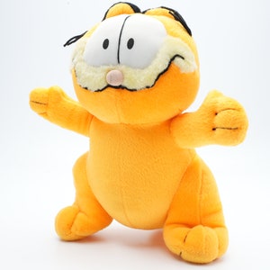 Soft Vintage Garfield Plush | Classic Collectible for Garfield Fans