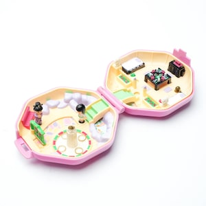 Polly Pocket Suki