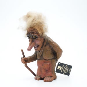 Vintage Nyform Troll #120 – Elderly Man with Walking Stick, Handcrafted Norwegian Collectible
