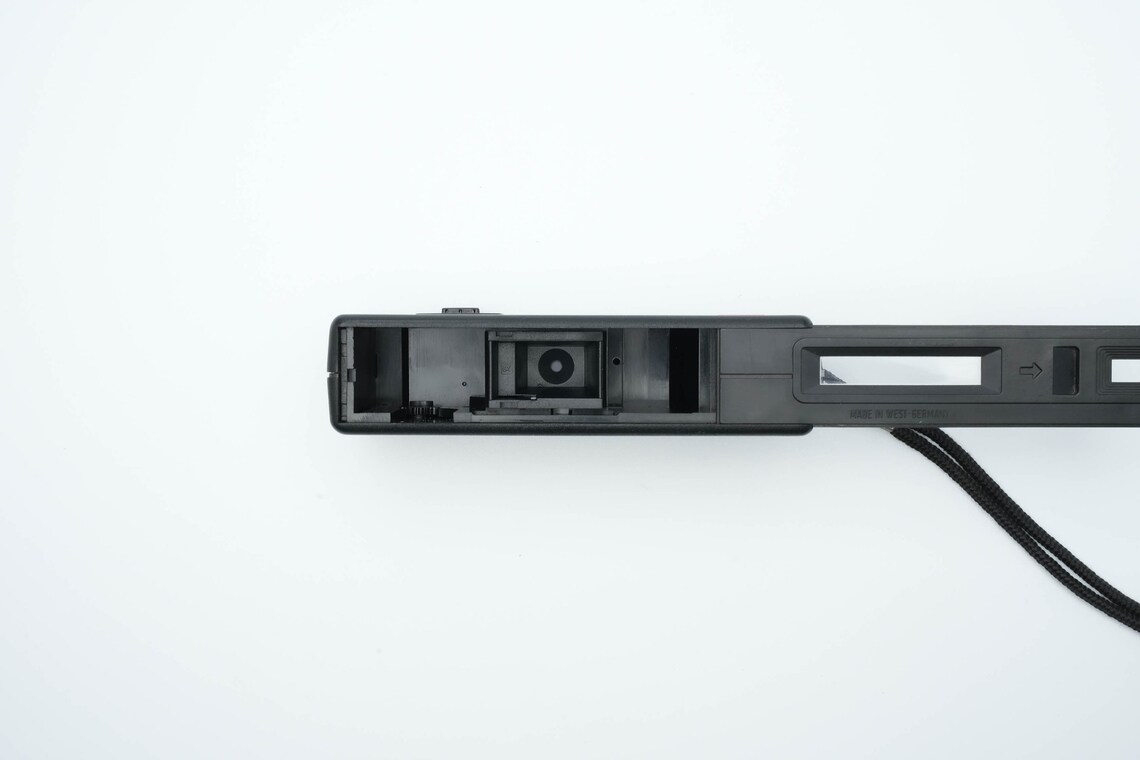 Regula 118 - vintage 110 film camera voor vakantie, foto 2 di 4