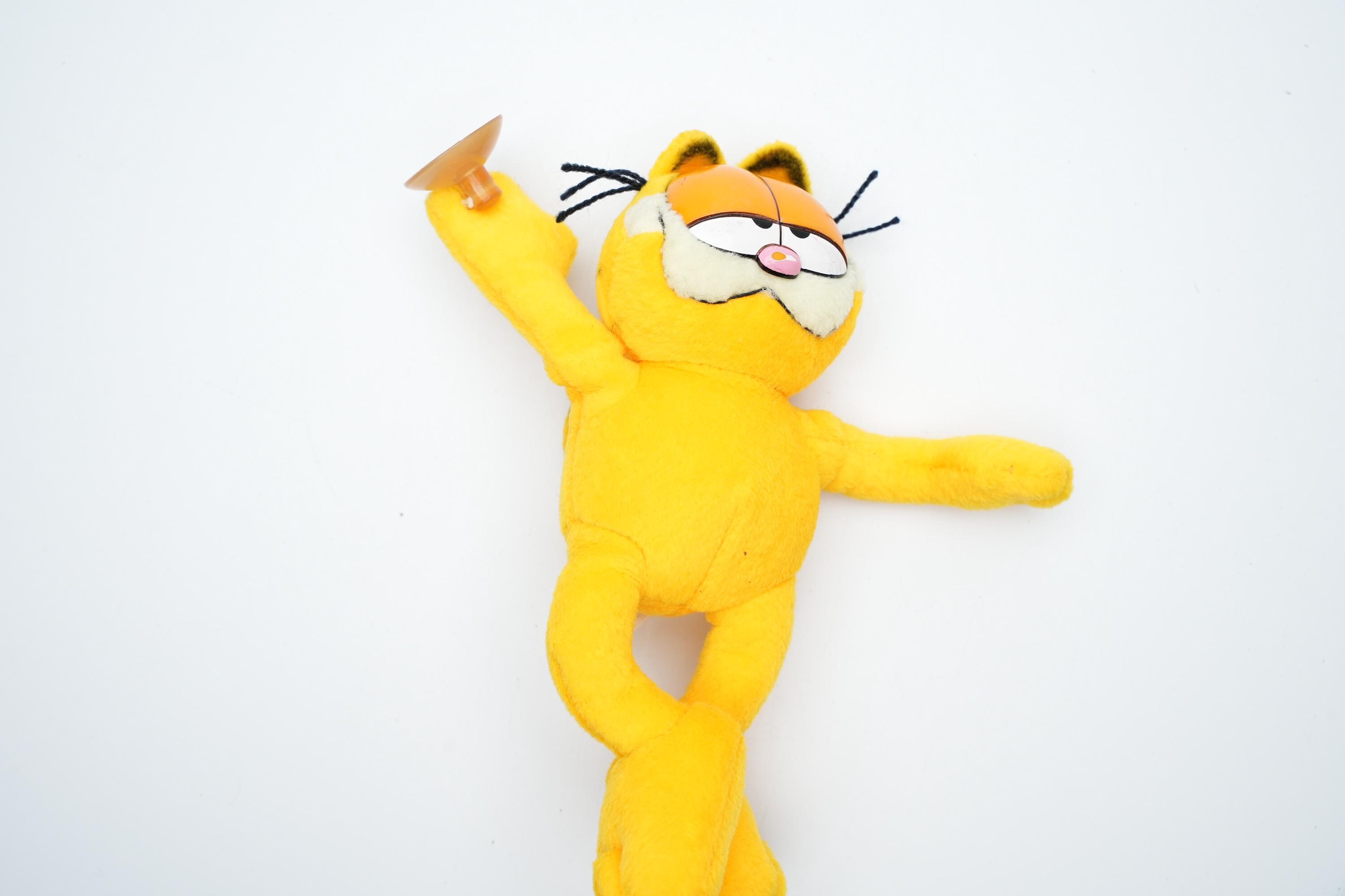 Garfield Plush With Suction Cup – Vintage 1981 by United Feature