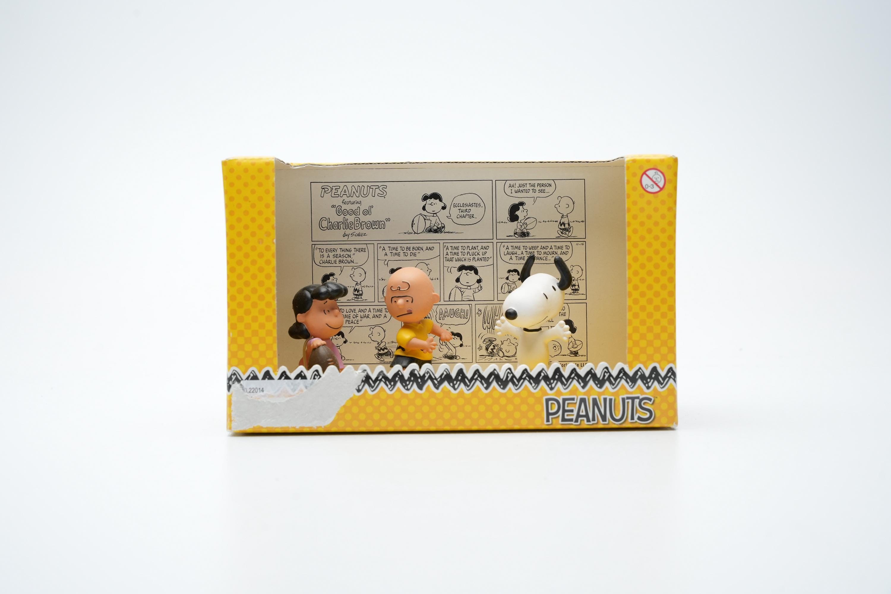 Schleich Peanuts Diorama – Classic Comic Strip Edition – Lucy
