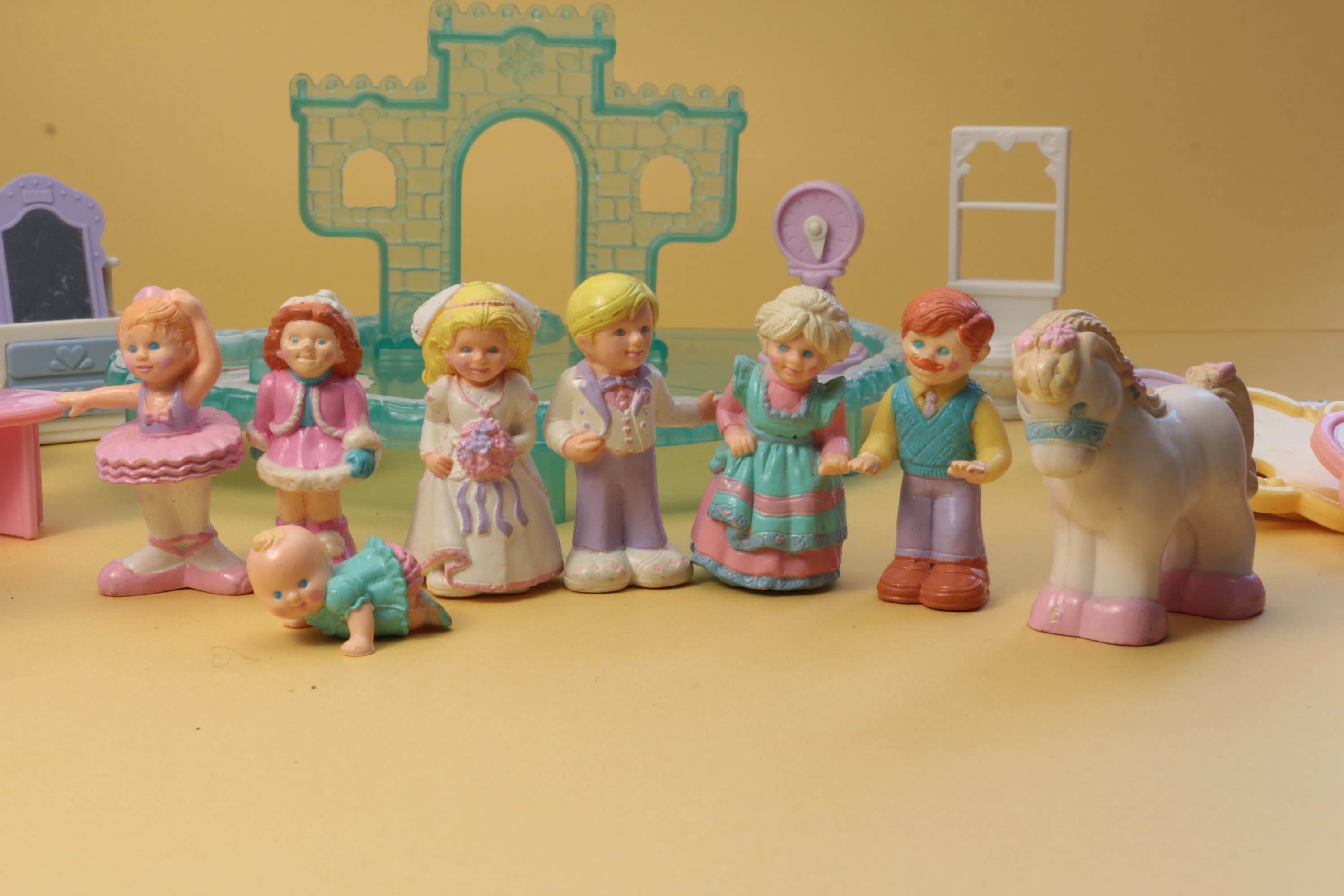 Fisher-price Precious Places Magnetic Key Mansion Dollhouse