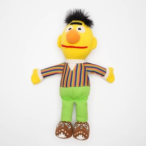 Vintage Sesame Street Bert Plush Toy – Junior Toys AG (2002) – 28 cm/11 inch