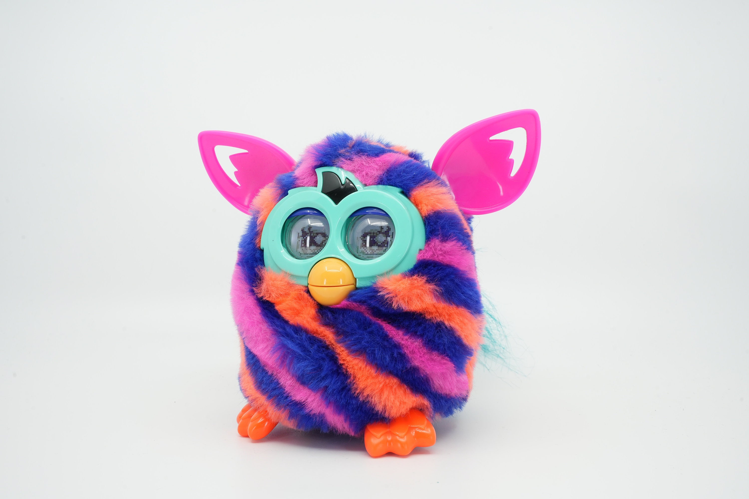 Jouets électroniques interactifs Furby Boom Furby bleu violet moelleux avec  pieds violets Parle espagnol -  France