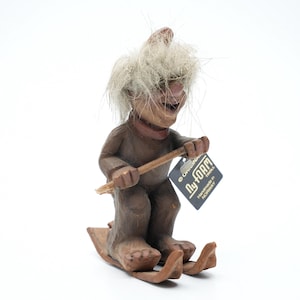 Vintage Nyform Troll #120 – Elderly Man with Walking Stick, Handcrafted Norwegian Collectible