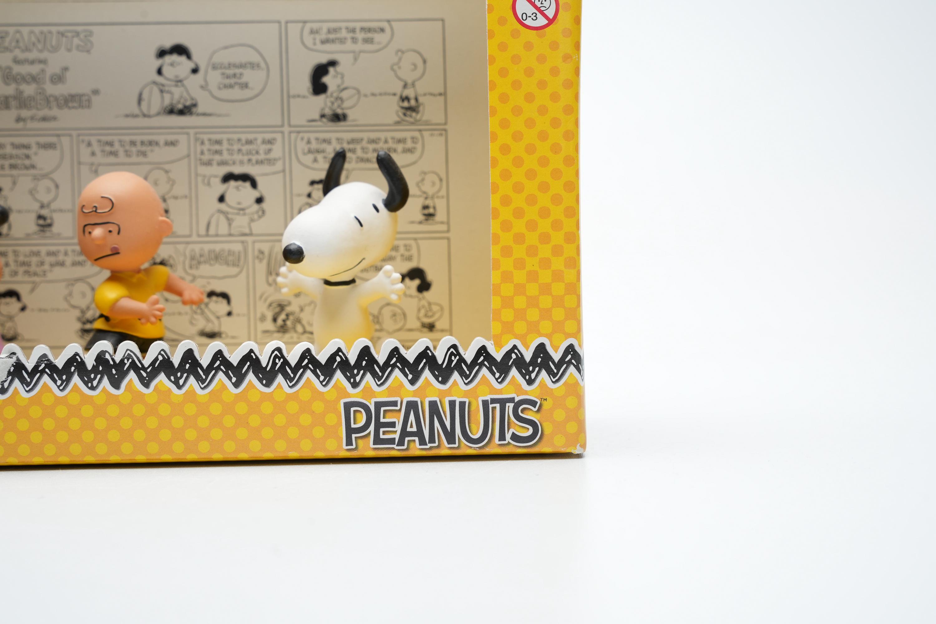 Schleich Peanuts Diorama – Classic Comic Strip Edition – Lucy