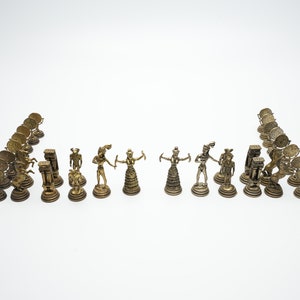 Rare Greek Gods Chess Set – Complete 32-Piece Collection