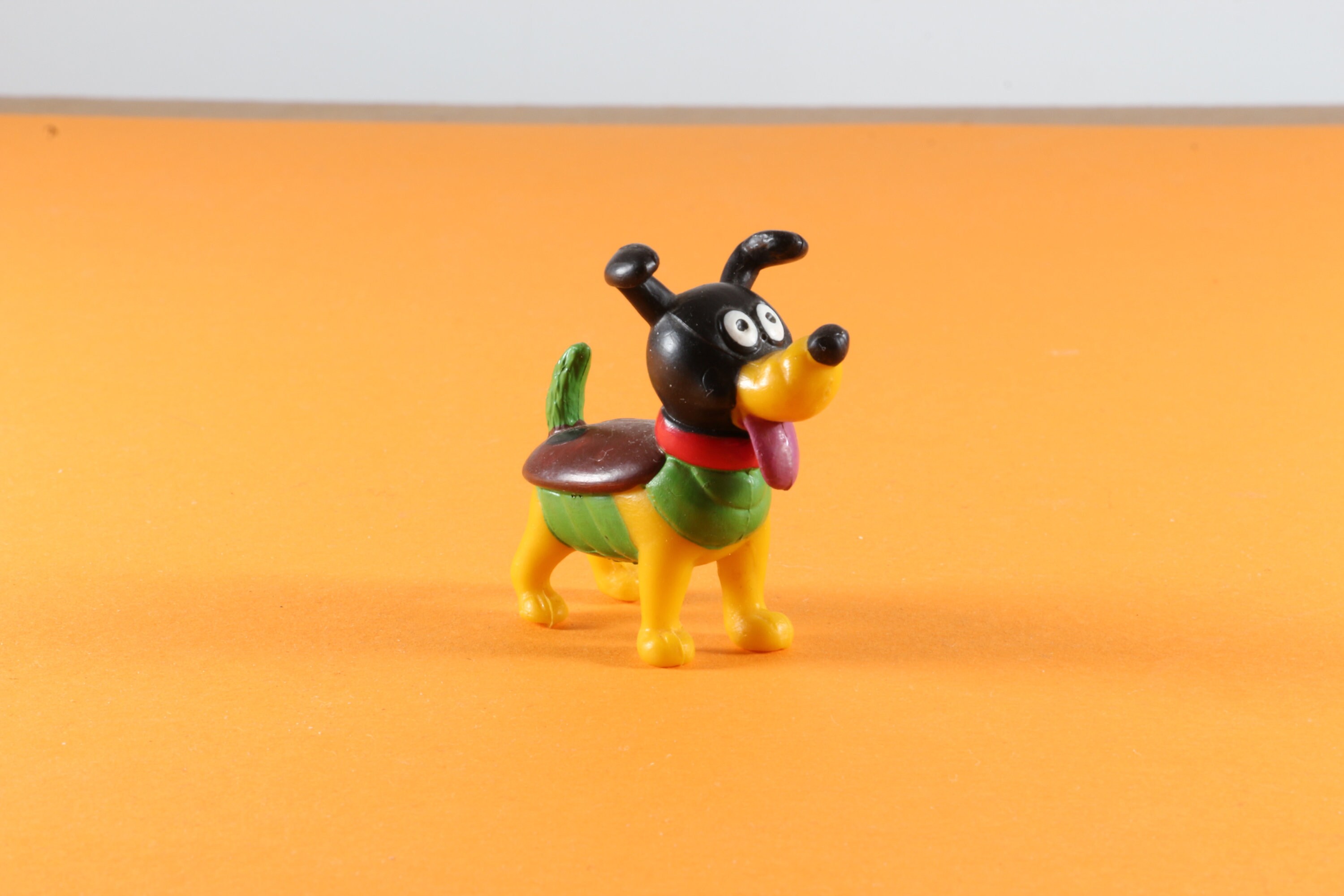 1983 FERDY the ANT PVC Full Set of 6 Figures by Schleich 2.5