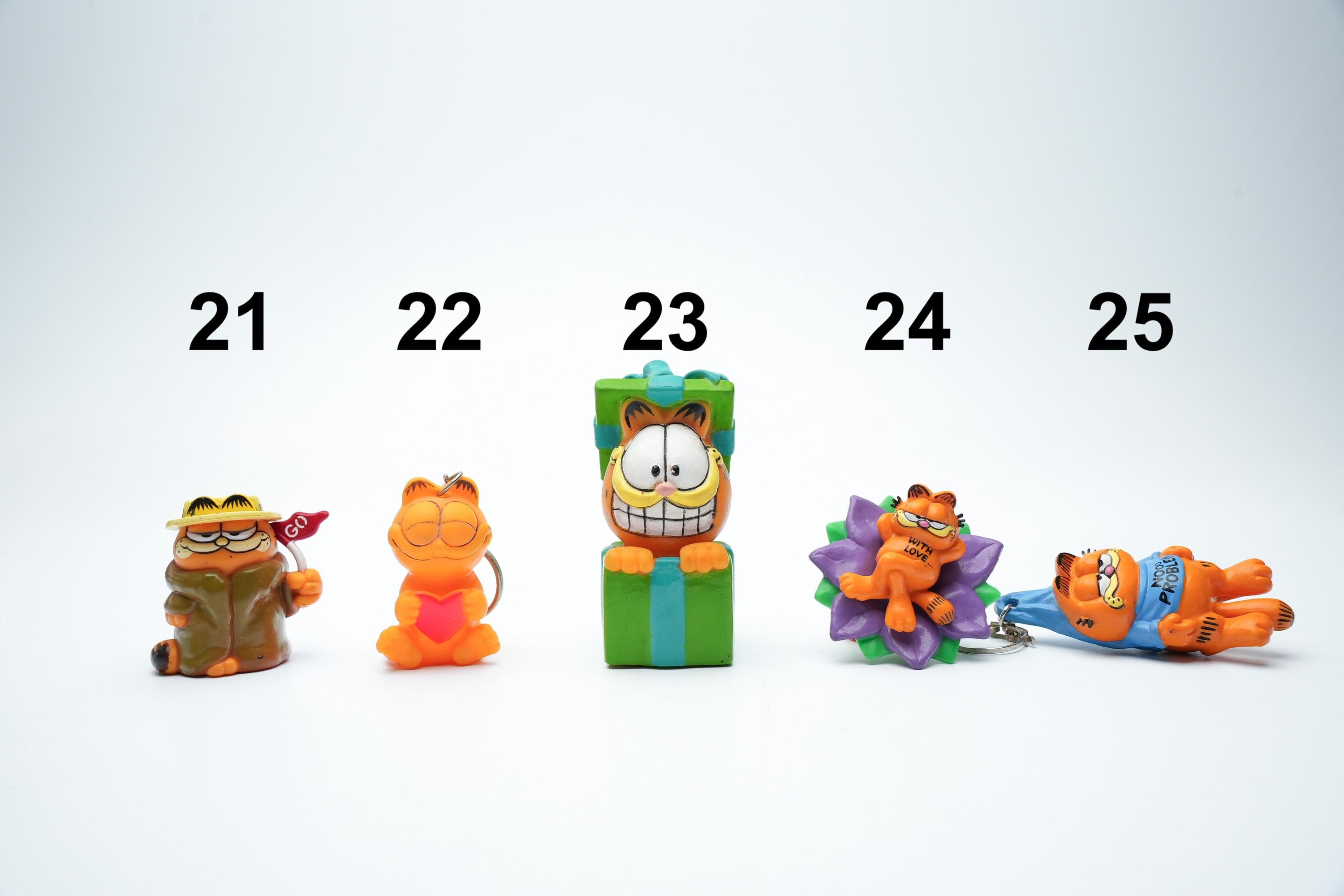 Garfield Vintage Figure 80s – Paws PVC Toy – Pick Your Number