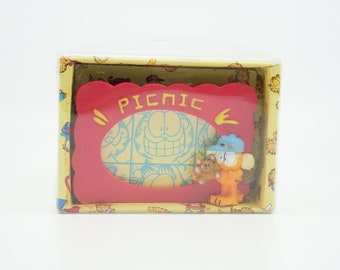 Vintage Garfield Photo Frame Set (1987) – “Love” Collectible Frames
