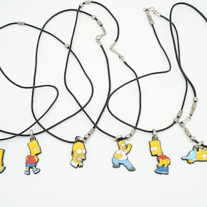 Collar vintage de los Simpsons años 80 con bonito charm