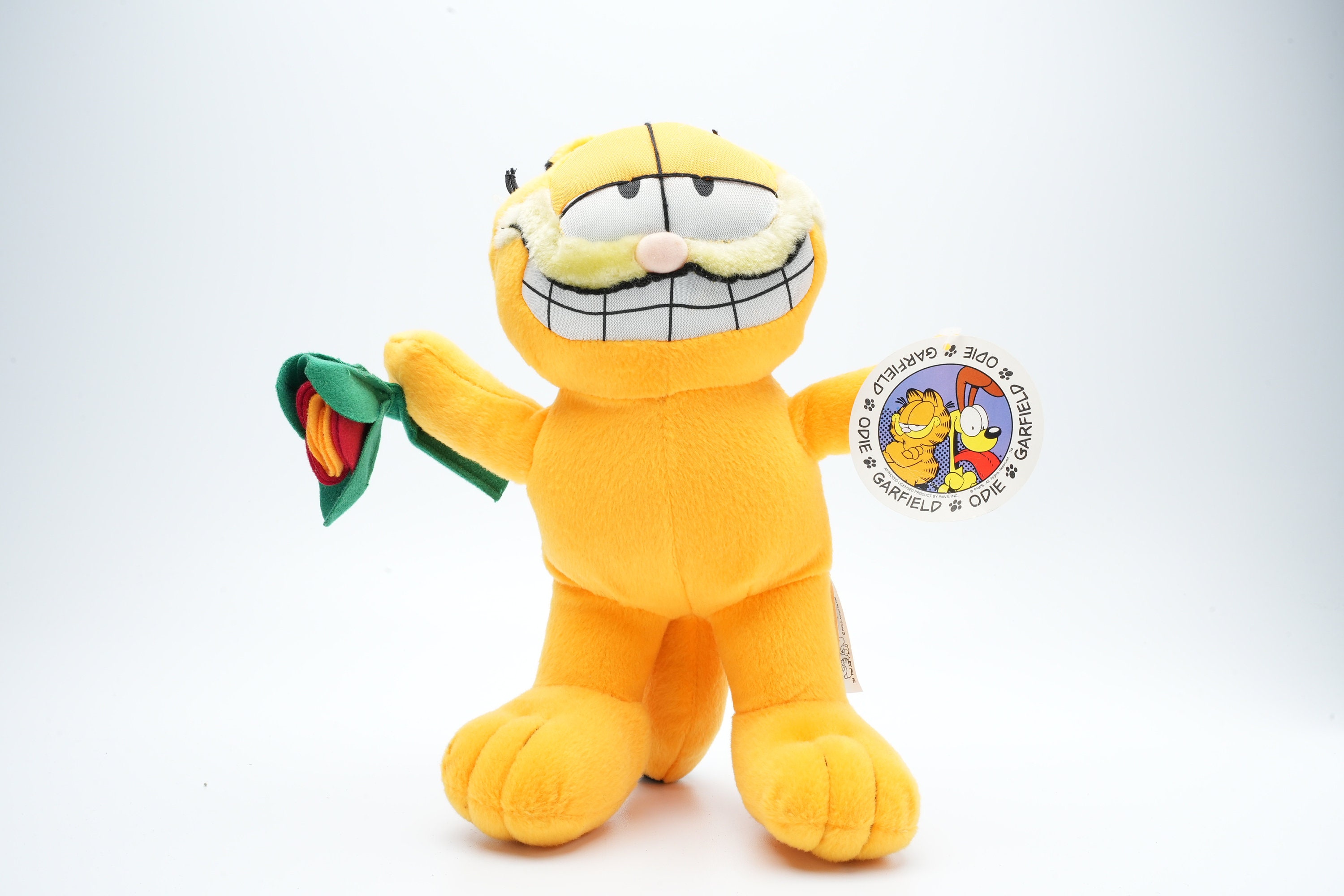 Garfield Plush With Bouquet of Roses | Charming Vintage Garfield Garfield Plush With Bouquet of Roses | Charming Vintage Garfield