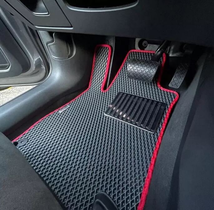 American Car Craft Diamond Plate Floor Mats