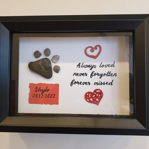 Pebble rock picture Frame, Dog Memorial Gift, Pet Memorial Gift, Pet Loss, Pet Lover Gift, personalized pet memorial, paw print