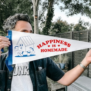 HAPPINESS IS HOMEMADE Pennant Flag / felt pennant / gallery wall decor / new home / home sweet home / kids bedroom / house gift image 1