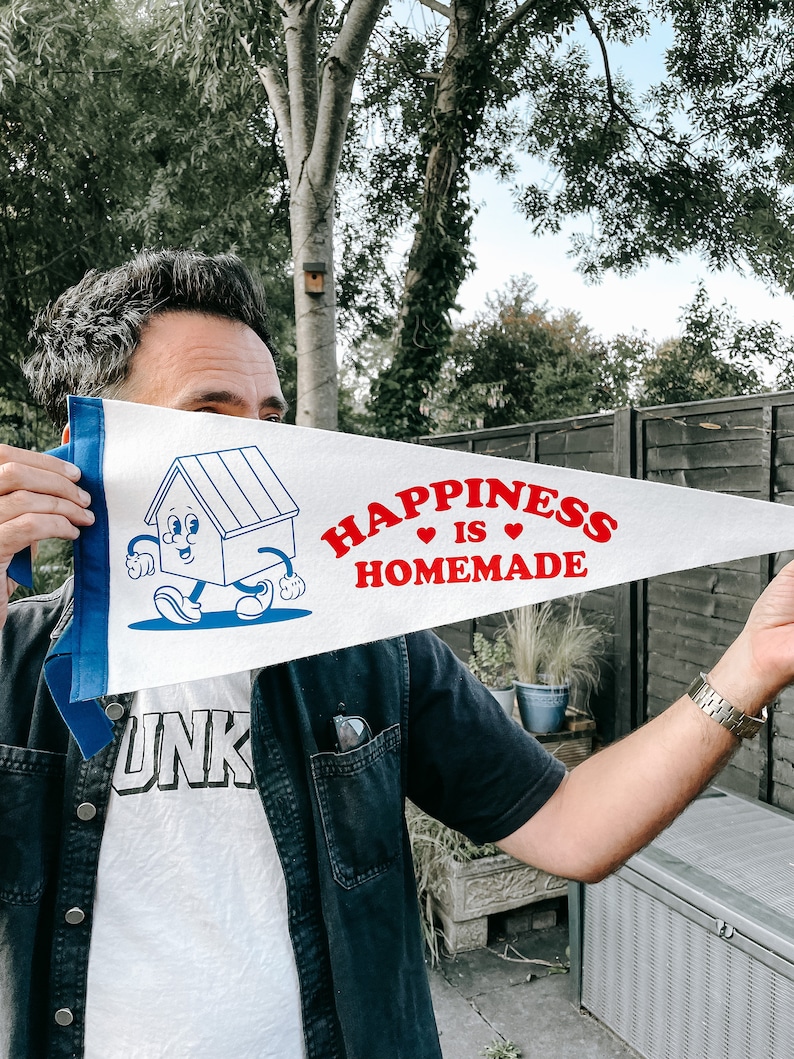 HAPPINESS IS HOMEMADE Pennant Flag / felt pennant / gallery wall decor / new home / home sweet home / kids bedroom / house gift image 1