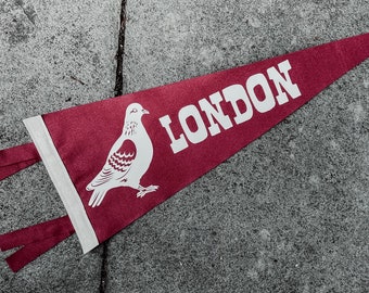 LONDON Pennant Flag / felt pennant / Big Ben London Eye Trafalgar Square / travel souvenir / nostalgic / queen king pigeons Union Jack UK