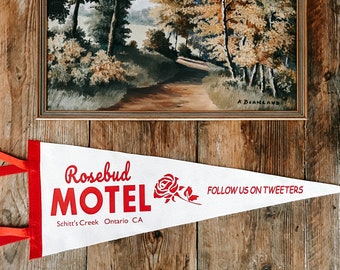 SCHITTS CREEK The Rosebud Motel  Pennant Flag / felt pennant / wall hanging banner / gallery wall / Tweeters / Ew David / Rose Apothecary