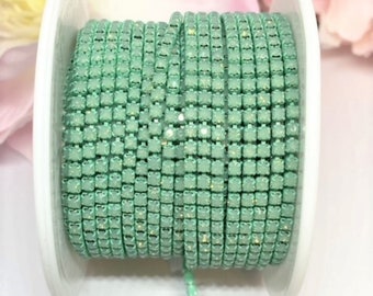 2mm Rhinestones Cup Chain Opal Green Color With The Same Color Setting 2mm SS6