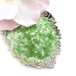Flat Loose Sequins Iridescent Green Color 2mm and 3mm