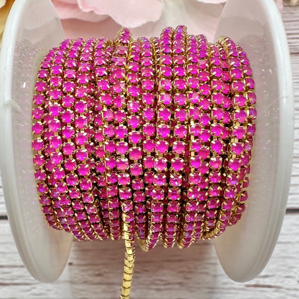 NEW!!! 1 YARD  Fluorescent Fuchsia Rhinestones Cup Chain in Gold  Color Setting 2mm SS6--- Sold By The Yard