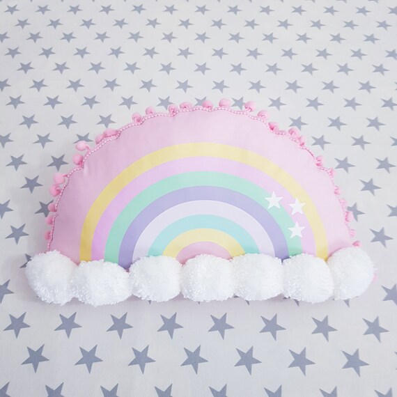Almohada de arcoiris new arrivals