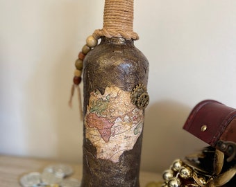 Medium Pirate bottle. Pirate maps. Treasure map. Christmas Gifts. Upcycle Rum Bottle. Bar Decoration. Gifts for dad. Pirate party. Handmade