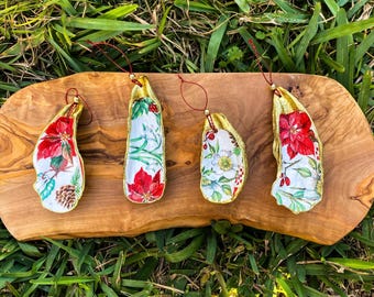 Fa La La La Foliage | Oyster Ornaments