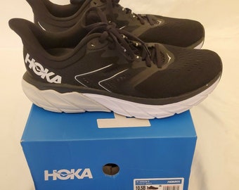 hoka size 5