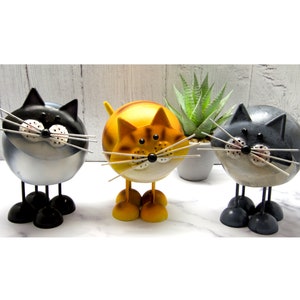 Set of 3, Grey, Black and Ginger Metal Cat Ornament, Garden Cat Figurine, Bobbin Cat Ornaments for Home and Garden, Cute Gift for Cat Lovers