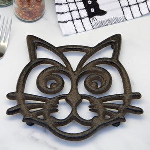 Cast Iron Trivet Rustic Style Antique Brown Finish Cat Face Shaped Pan Rest Hot Pan Stand Hot Pan Holder Kitchen Worktop Protector image 2