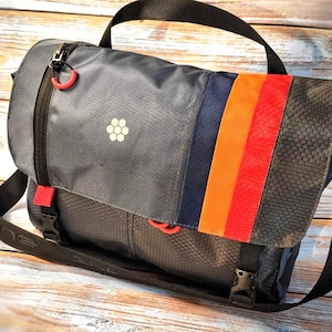 メッセンジャーバッグ アーバンバイクバッグ ギフト イタキャンバスメッセンジャーバッグ メンズ/レディース。ノートパソコン用カスタムバッグ。クロスボディバッグ。レインボー自転車バッグ