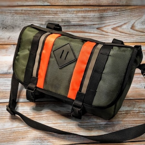 Lenker Fahrradtasche nach Maß. Für Rittreise Fahrradtaschen. Fahrradausrüstung Reise. Kiesbeutel Geschenke, Fahrradzubehör. Outdoor Tasche Sport.