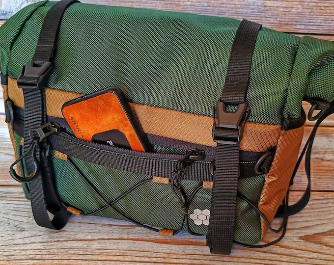 Handlebar Bag Roll Style – Waterproof Bikepacking Bag for Bicycle Touring, Green & Khaki Colors Available, Cycling Gear Storage.