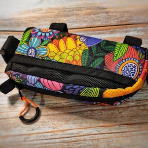 Fahrradtaschen. Fahrrad Geschenke Zahnrad. Fahrradrahmentasche, Futtertasche Fahrrad, Lenkertasche, Kiestasche, Fahrradzubehör für Damen. Radfahren Geschenke.