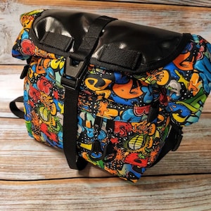 Handlebar rool top bag. Cycling gravel back. Messenger bag. Bikepacking. Sport gifts gear. Bike bag custom color.