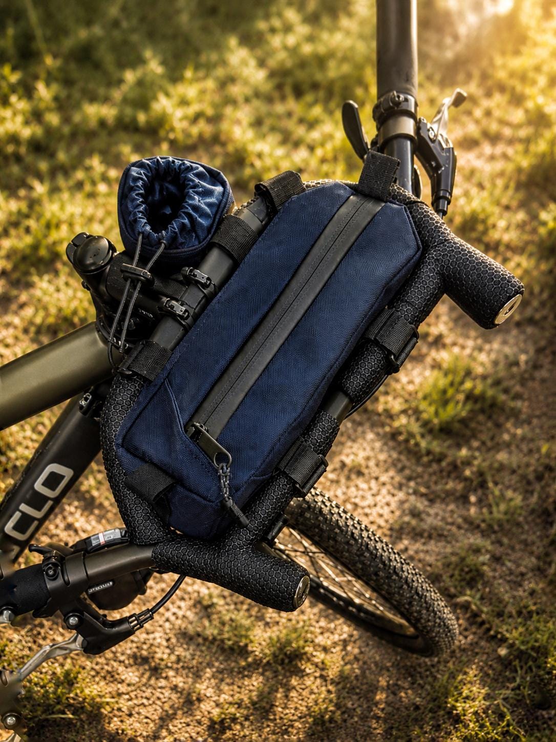 Surly Front Urban Bag Bicycle Gear Сycling Handlebar Bag - Surly